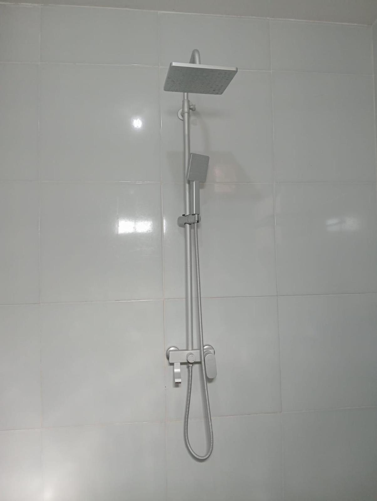 Hotel Amed Yudhadewata Extérieur photo
